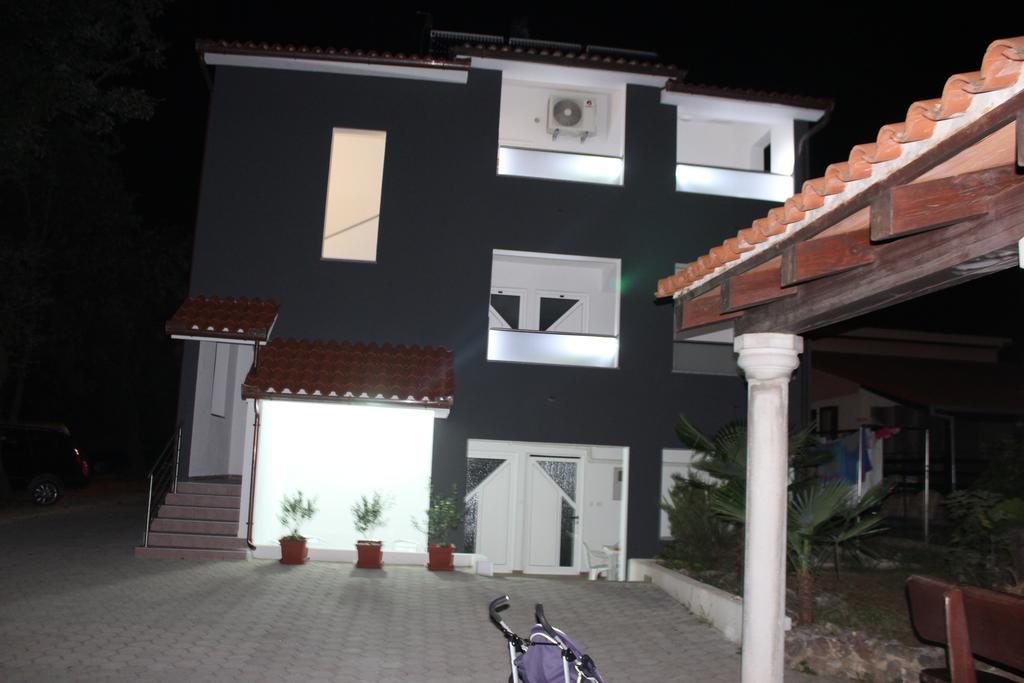 Apartments Barbic เมดูลิน ห้อง รูปภาพ