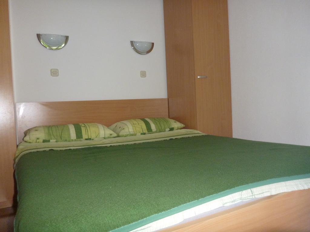Apartments Barbic เมดูลิน ภายนอก รูปภาพ